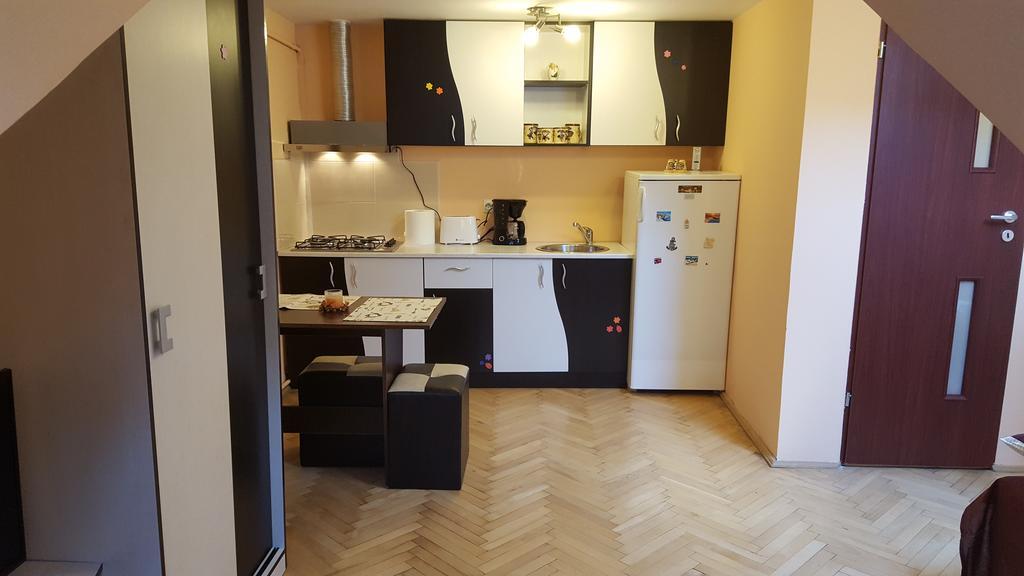 Studio Piata Sfatului - Braşov Buitenkant foto